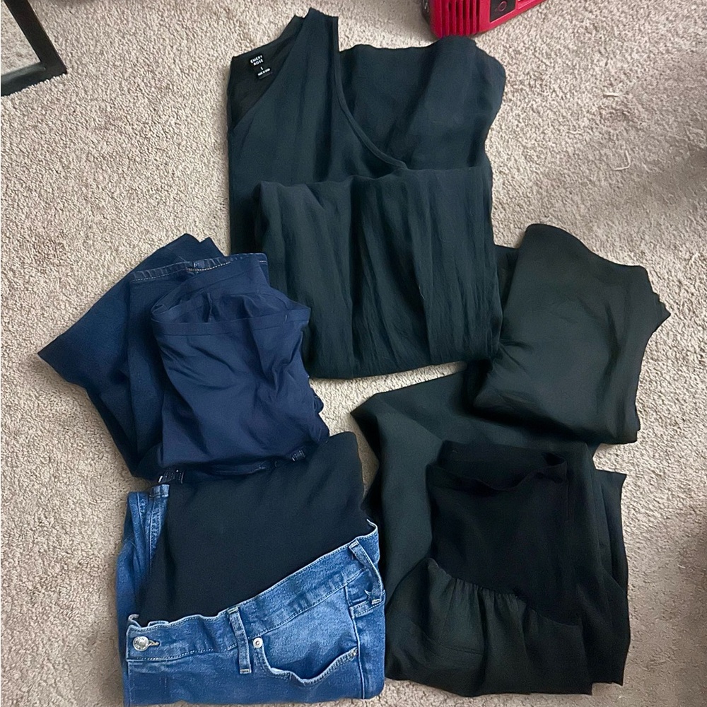Maternity Lot Size L/XL Gap